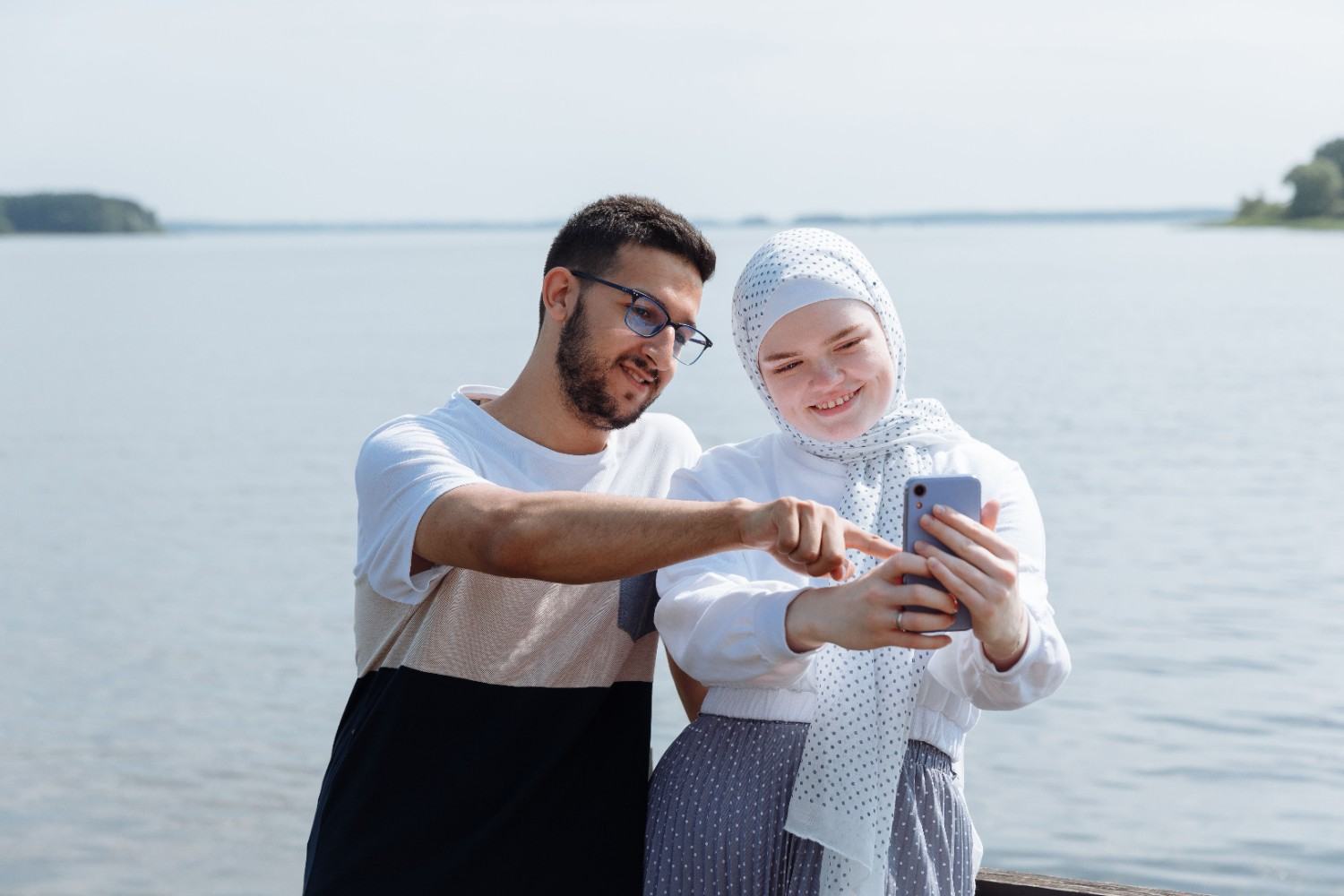 Interfaith Marriage Challenges: Supporting Mixed-Faith Couples in Therapy